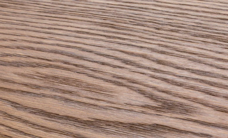 Termotrattamento: dettaglio della superficie in legno