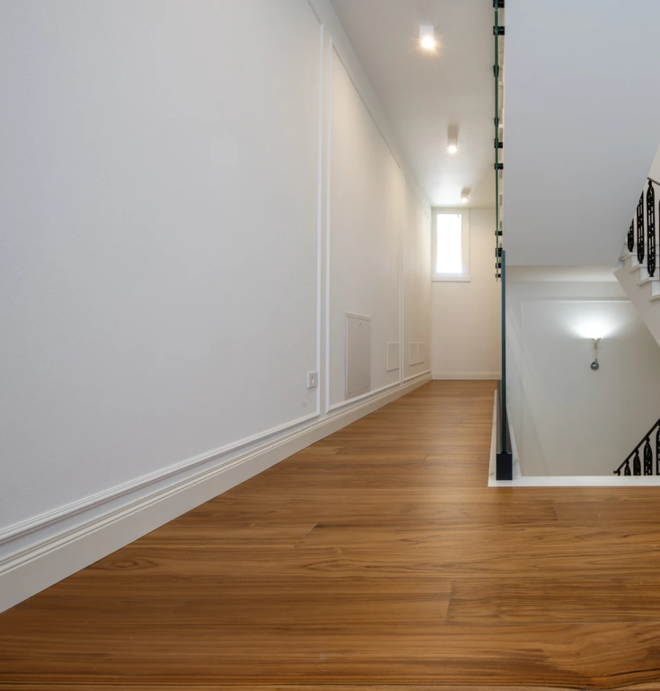 Immagine della galleria Teak nella tavola di riferimento